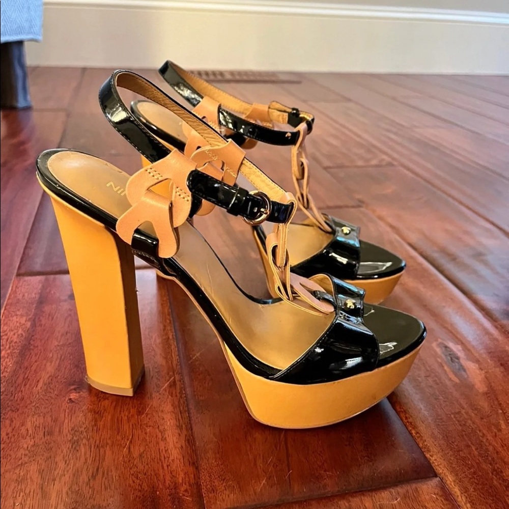 Nine West Popular Chunky Strapped Heels Size 7.5